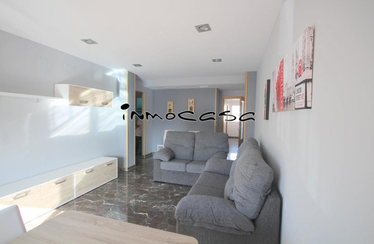 Sala d'estar de Pis de lloguer en Ogíjares amb Terrassa, Traster i Balcó