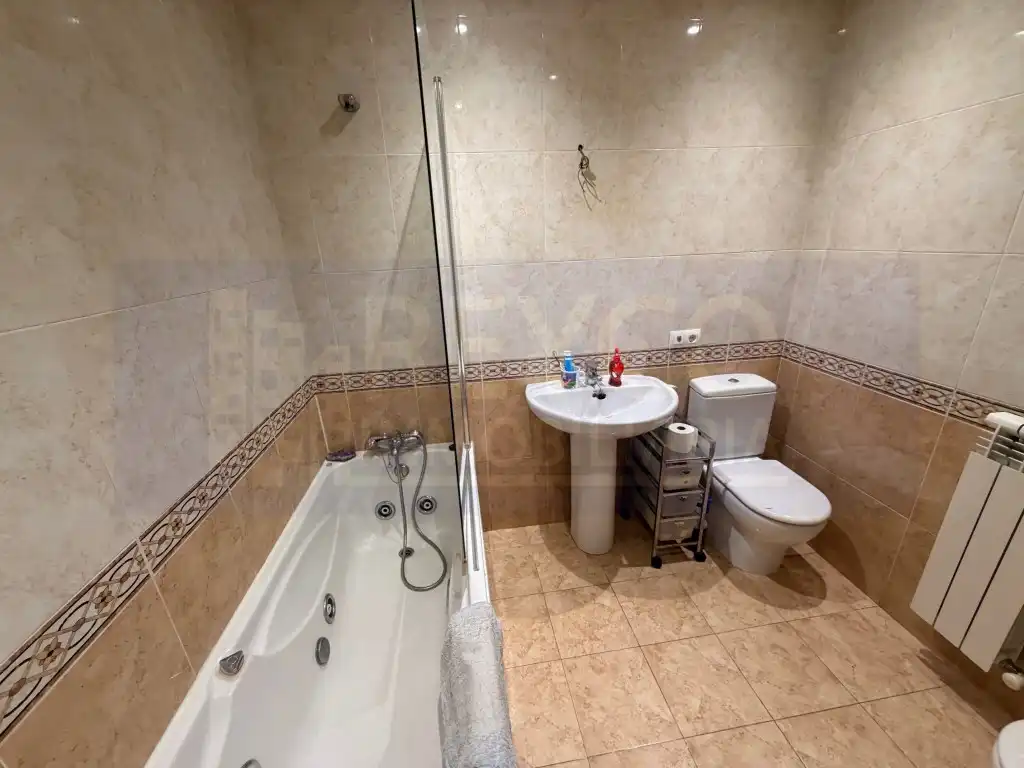 Bathroom of Flat for sale in Villamediana de Iregua