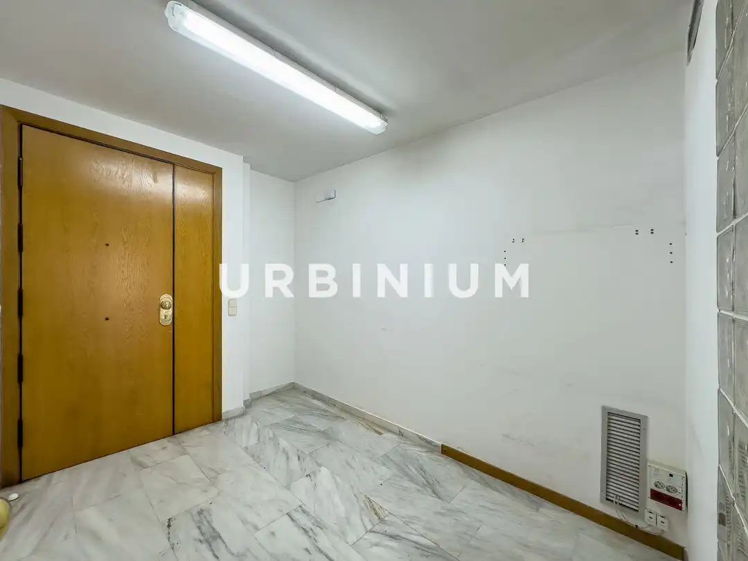 Büro zur Miete in Centre - Barri Vell