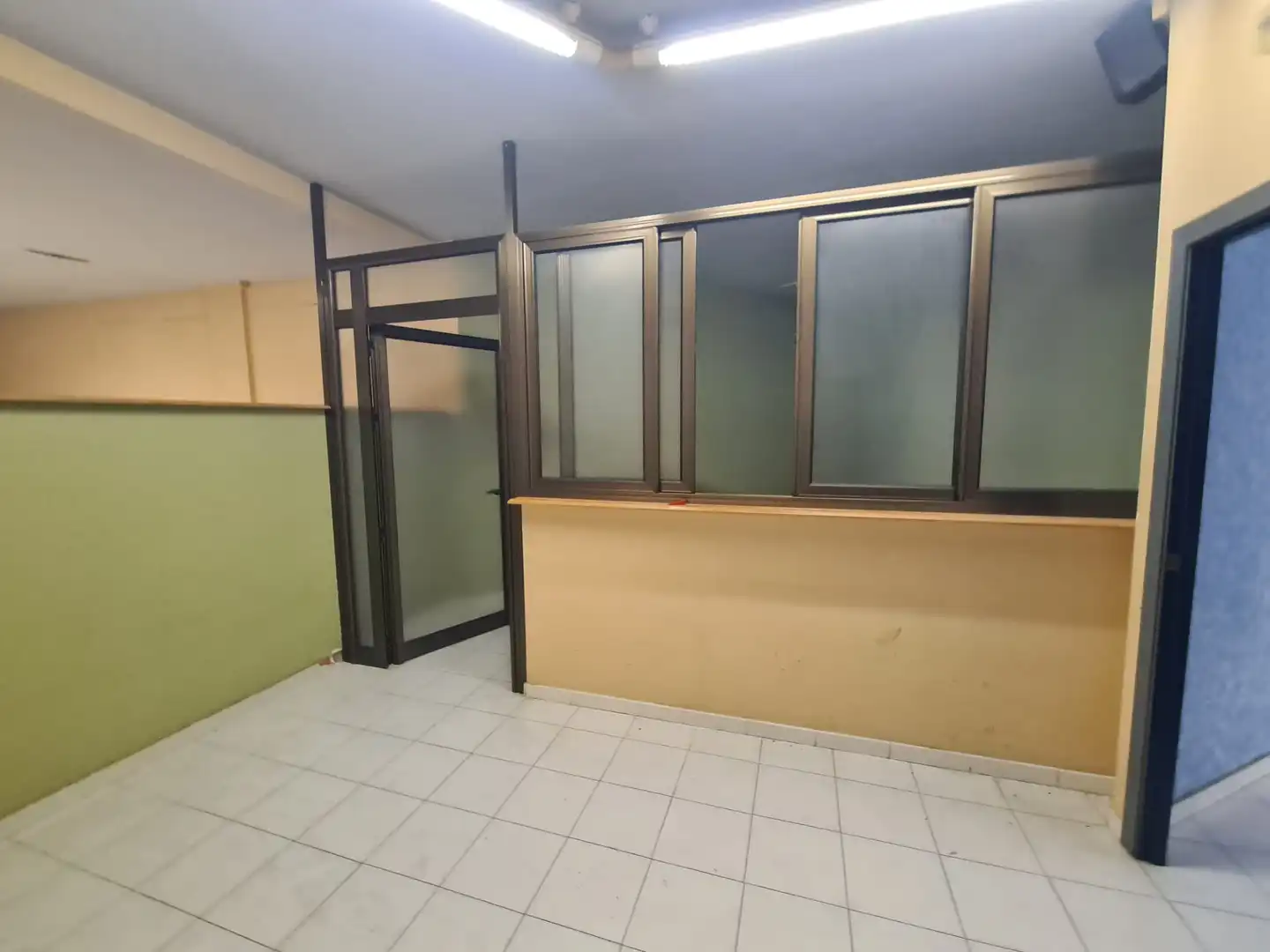 Business premises to rent in Casc Antic - Nou Cambrils, imagen 8