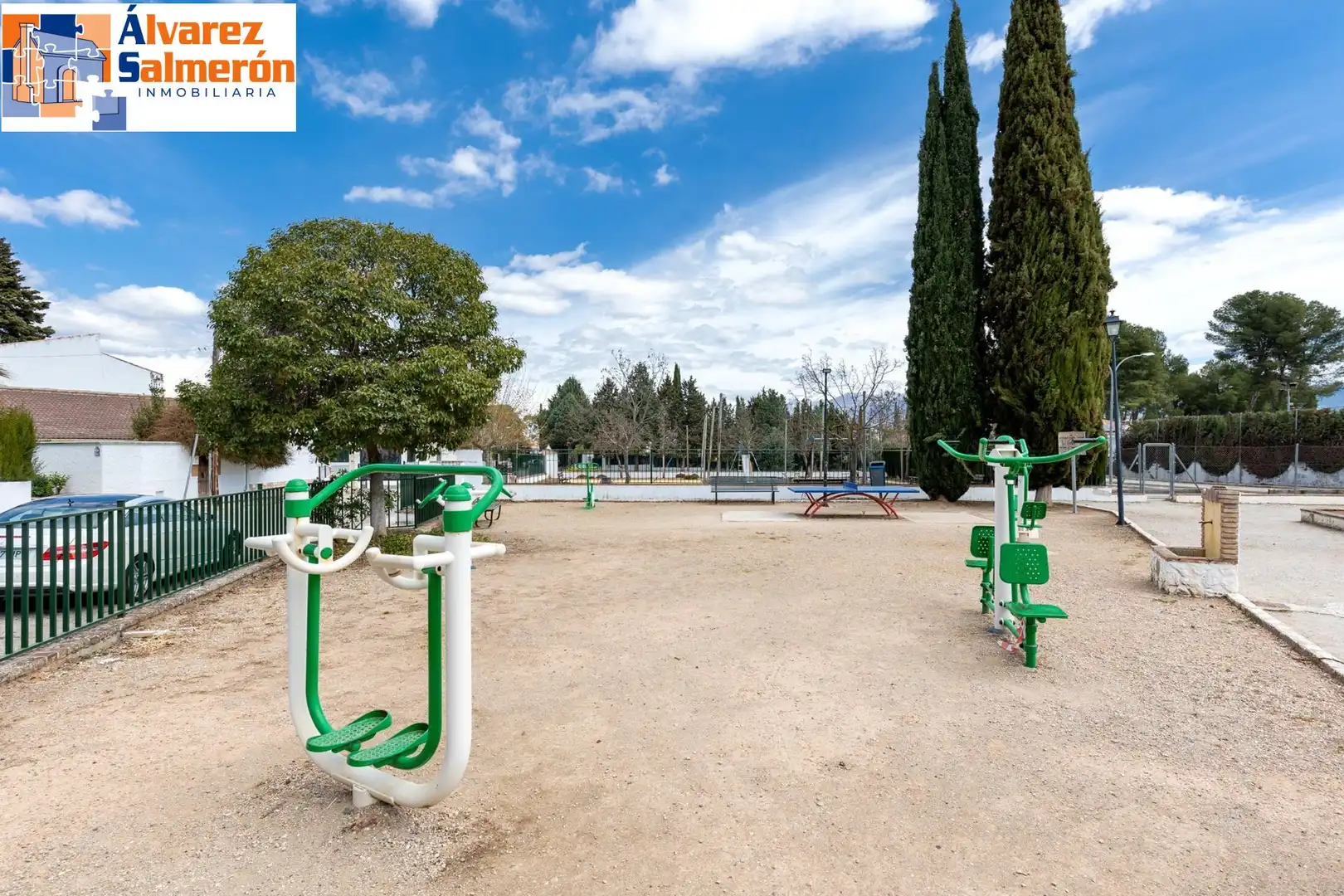 Vista exterior de Casa o chalet en venta en Albolote con Aire acondicionado, Calefacción y Jardín privado