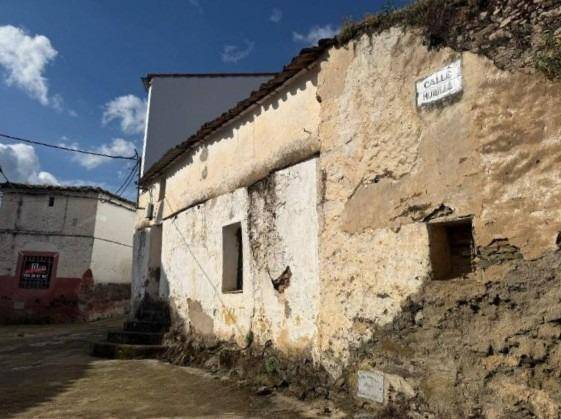 Casa-chalet en Venta en Calle Murillo en Madroñera