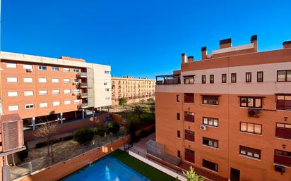 Exterior view of Flat for sale in Alcobendas  with Air Conditioner