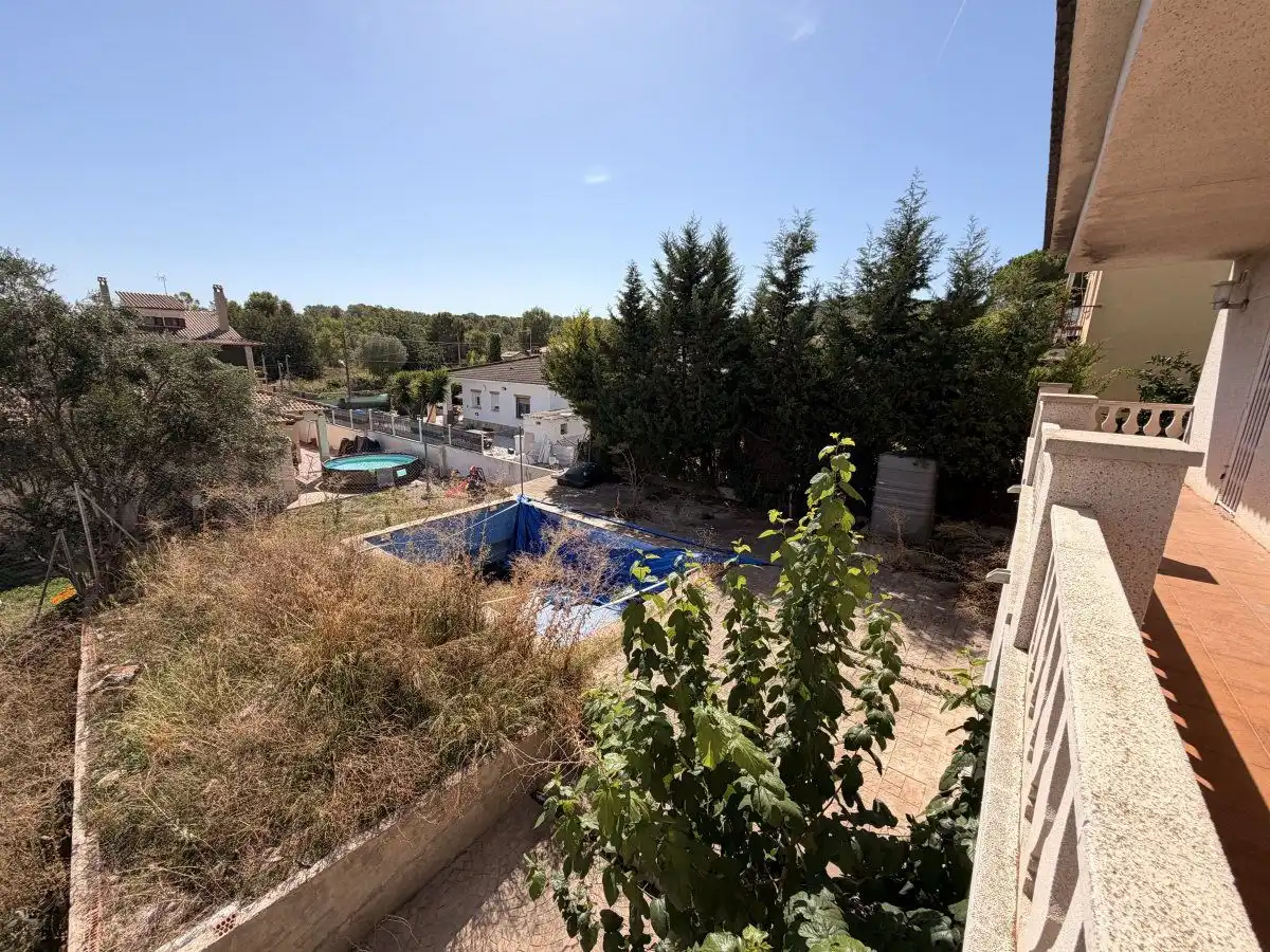 Haus oder Chalet zum Verkauf in La Bisbal del Penedès mit Privatgarten, Schwimmbad und Balkon