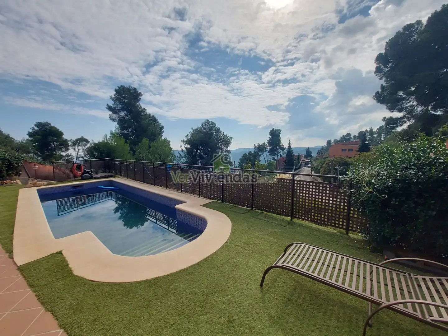 Piscina de Casa o xalet en venda en Corbera de Llobregat amb Aire condicionat, Calefacció i Jardí privat