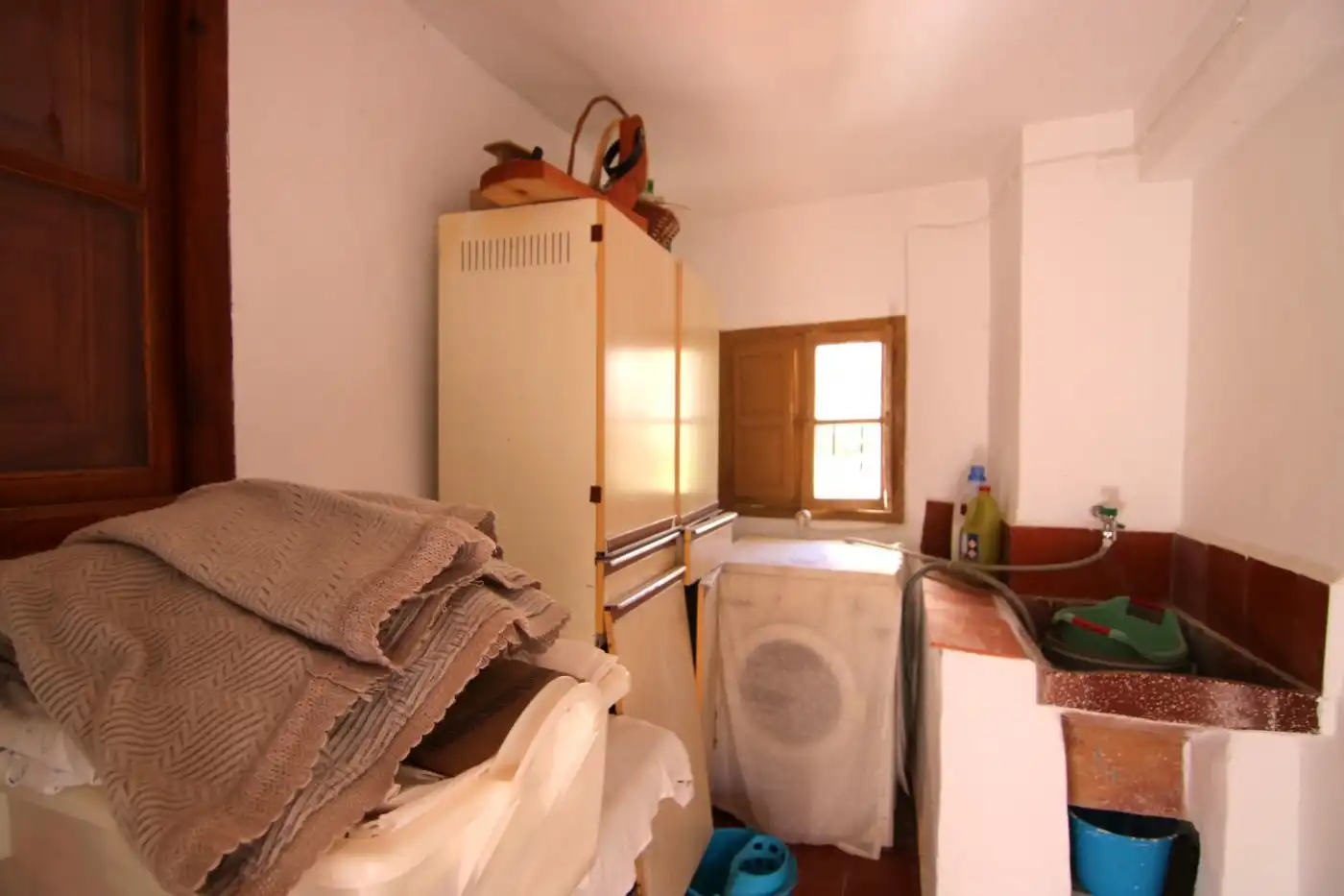 Cuina de Casa o xalet en venda en Tolox amb Terrassa, Traster i Moblat