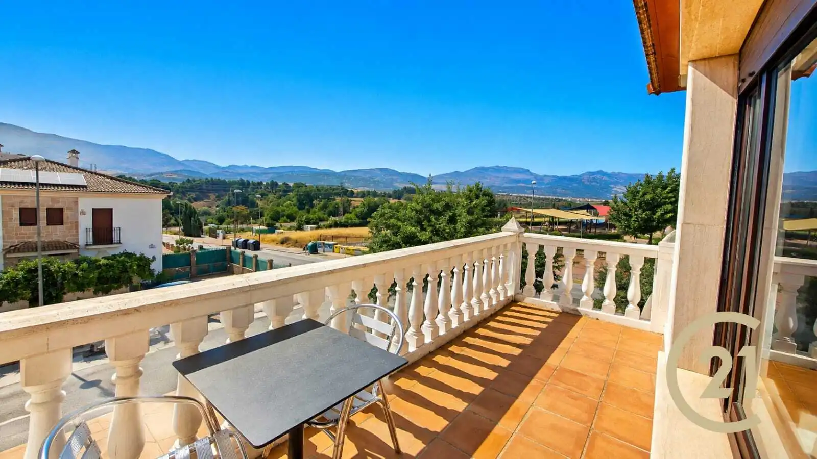 Terrassa de Casa o xalet en venda en Ronda amb Aire condicionat, Calefacció i Jardí privat
