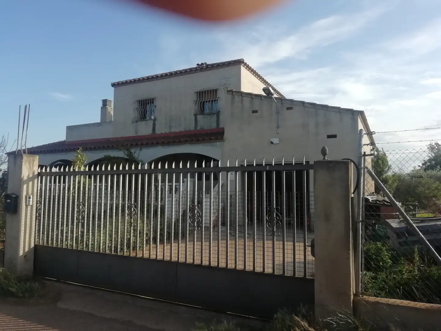 Vista exterior de Casa o xalet en venda en Benicarló amb Aire condicionat, Calefacció i Jardí privat
