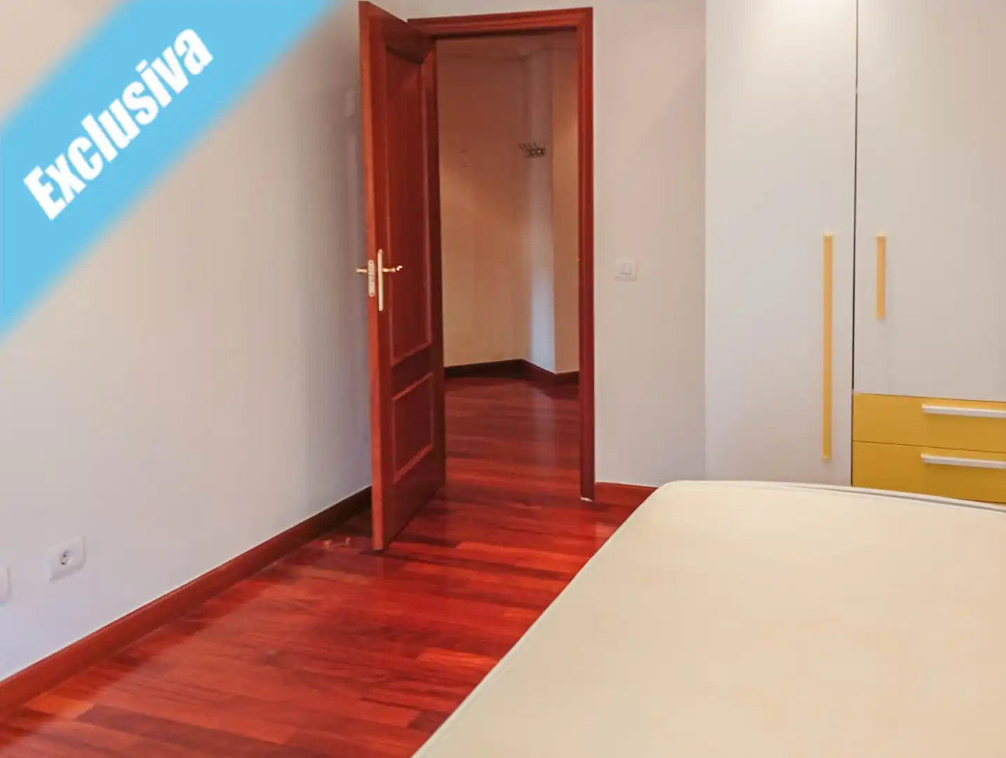 Dormitori de Pis en venda en Ampuero amb Calefacció, Parquet i Terrassa