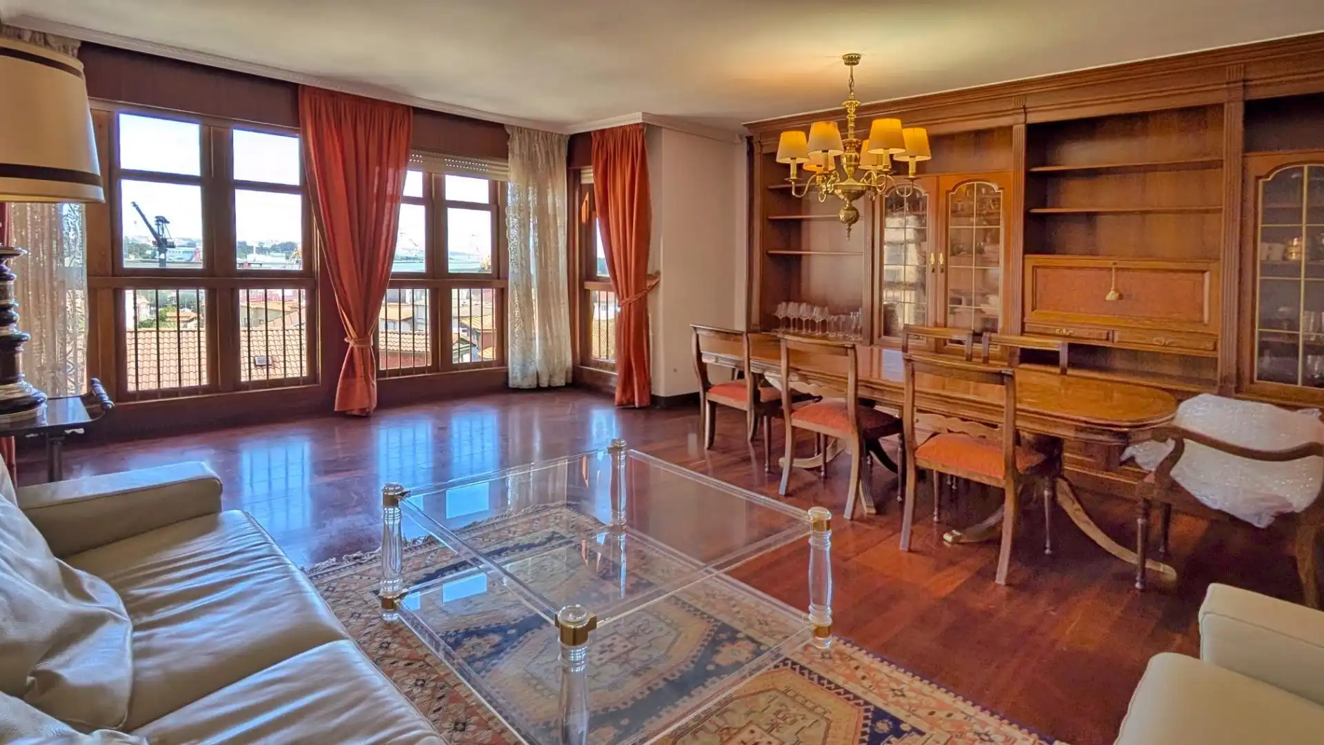 Comedor de Dúplex en venta en El Astillero   con Calefacción, Terraza y Trastero