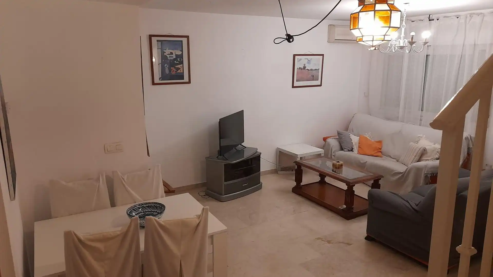 Casa o chalet de alquiler en Joaquina Eguaras