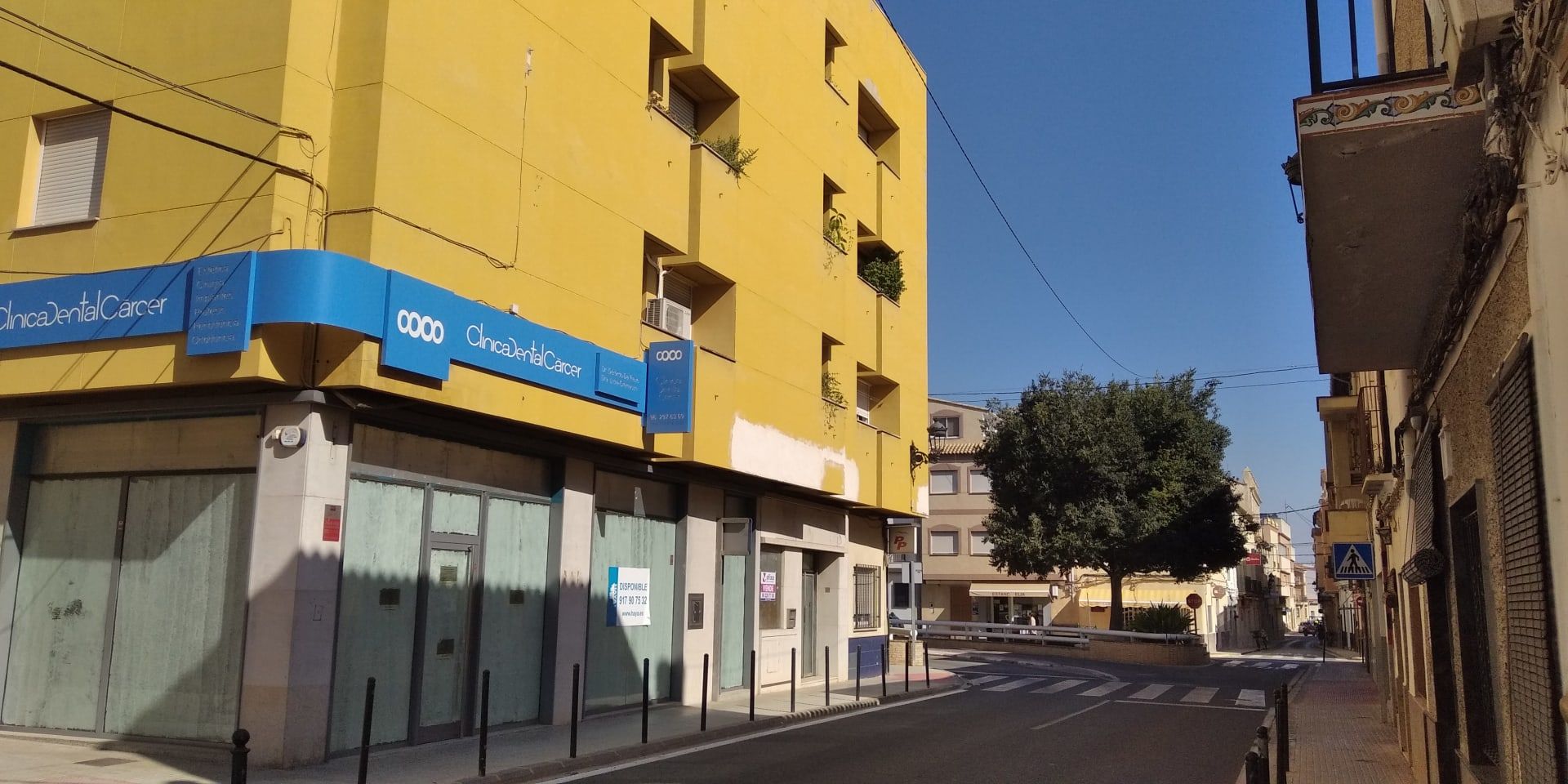 Vista exterior de Local en venda en Càrcer