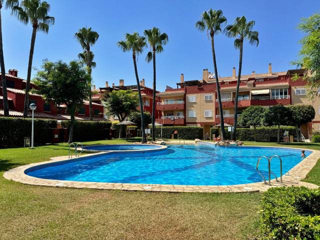 Casa-chalet en Alquiler en Montañar - El Arenal