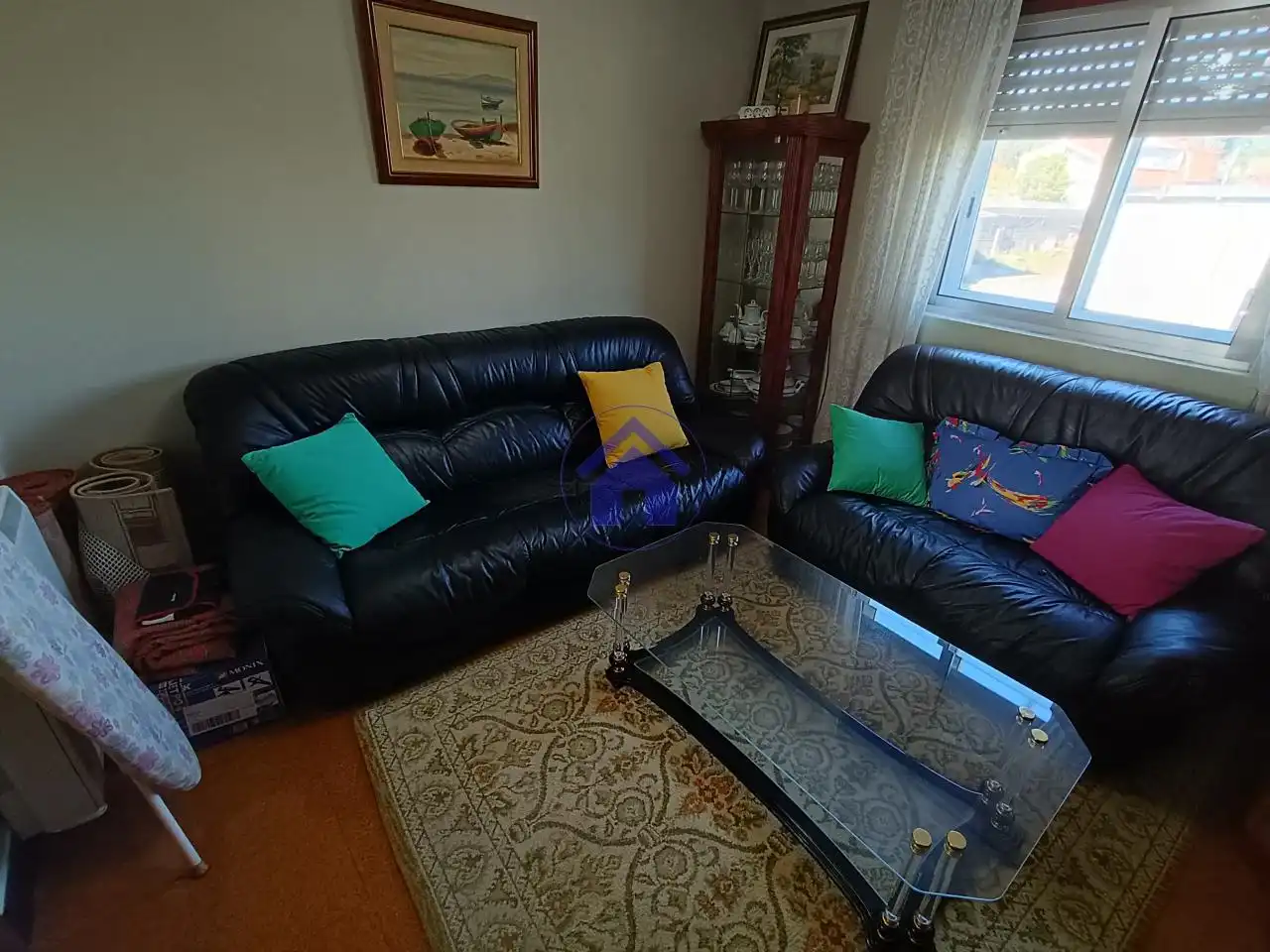 Living room of Flat for sale in Vigo   with Heating, Parquet flooring and Furnished
