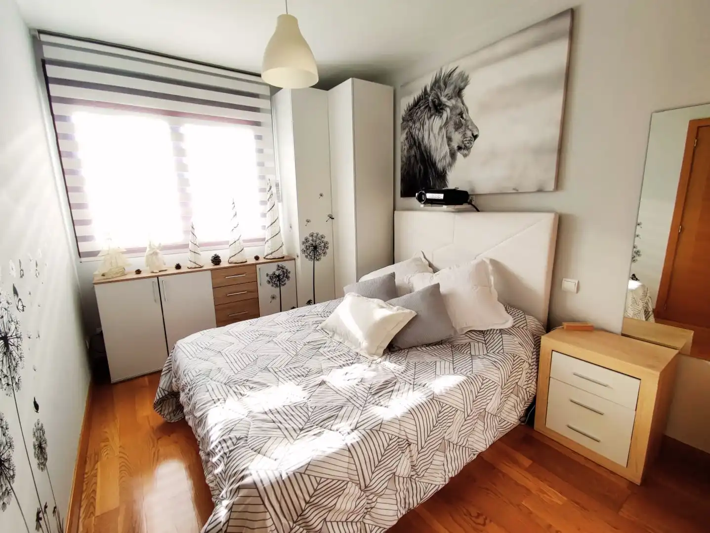 Bedroom of Flat for sale in Madrid  with Air Conditioner, Heating and Terrace