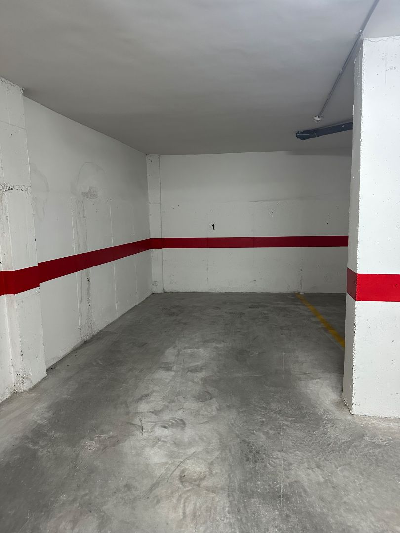 Aparcament de Garatge de lloguer en  Granada Capital