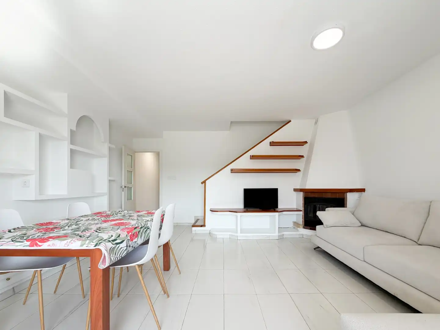 Sala de estar de Casa o chalet de alquiler en Sant Joan d'Alacant con Terraza y Piscina