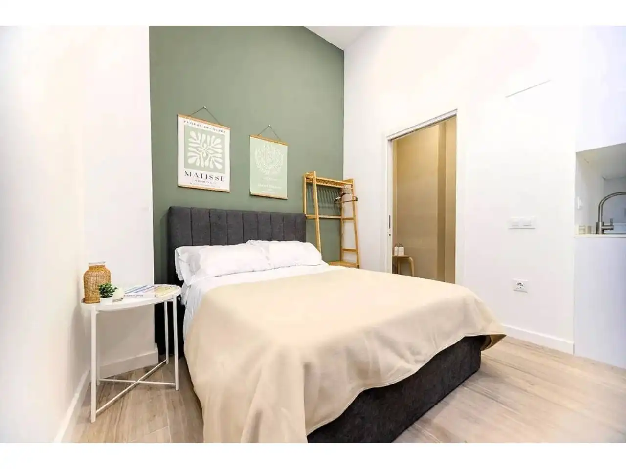 Schlafzimmer von Wohnung zum Verkauf in Esplugues de Llobregat mit Klimaanlage, Heizung und Parkett