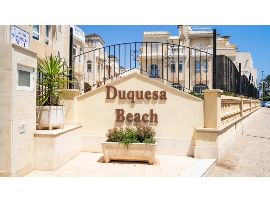 Apartment with pool for sale in Avenida Alfredo Nobel 18, imagen 13