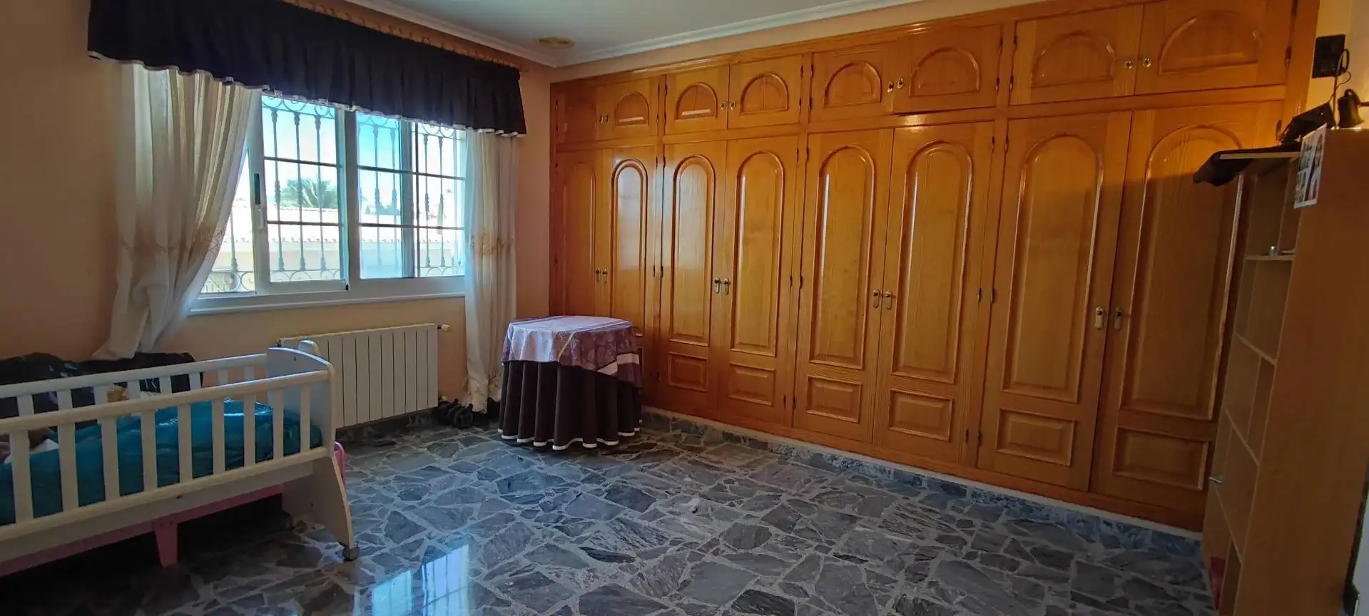 Habitación de Casa o chalet en venta en Elche / Elx con Aire acondicionado, Jardín privado y Terraza