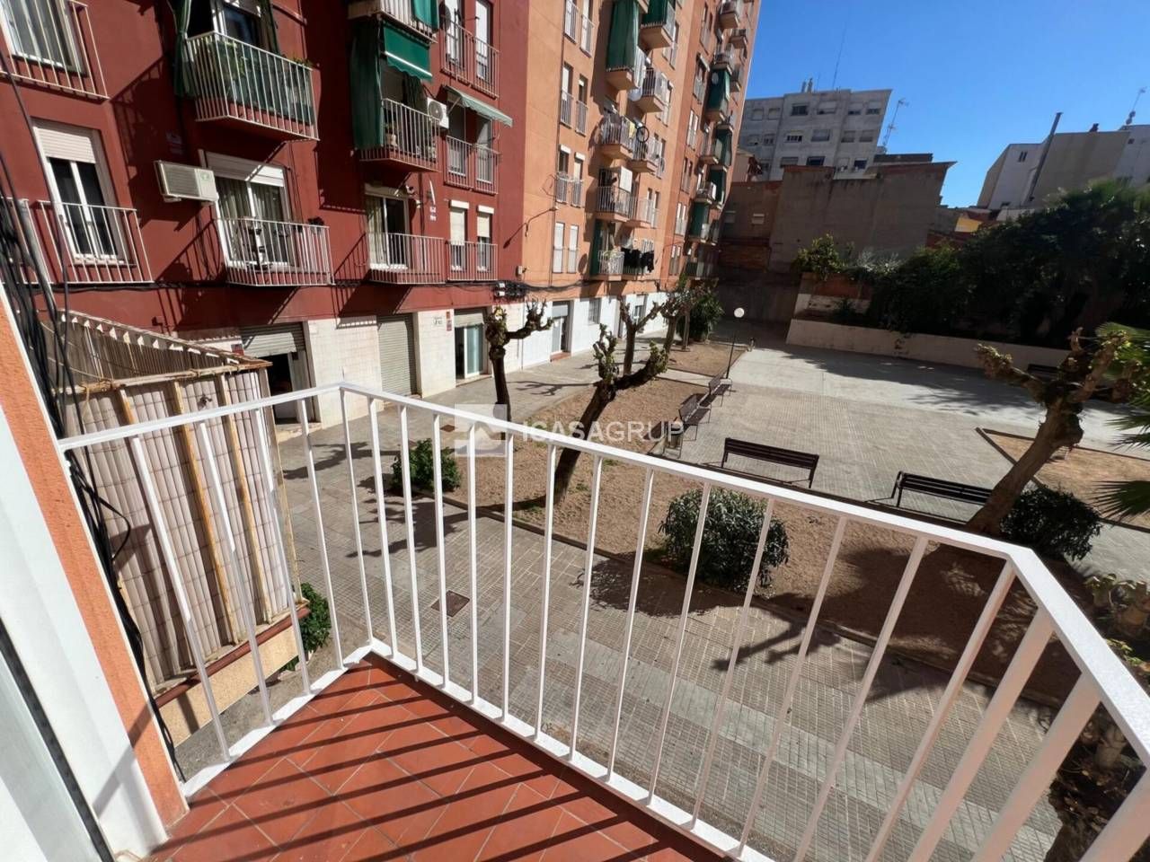 Flat for sale in Bailèn, Zona Nord