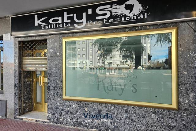 Local comercial en Alquiler en Calle de Santiago Ramón y Cajal en Humanes de Madrid