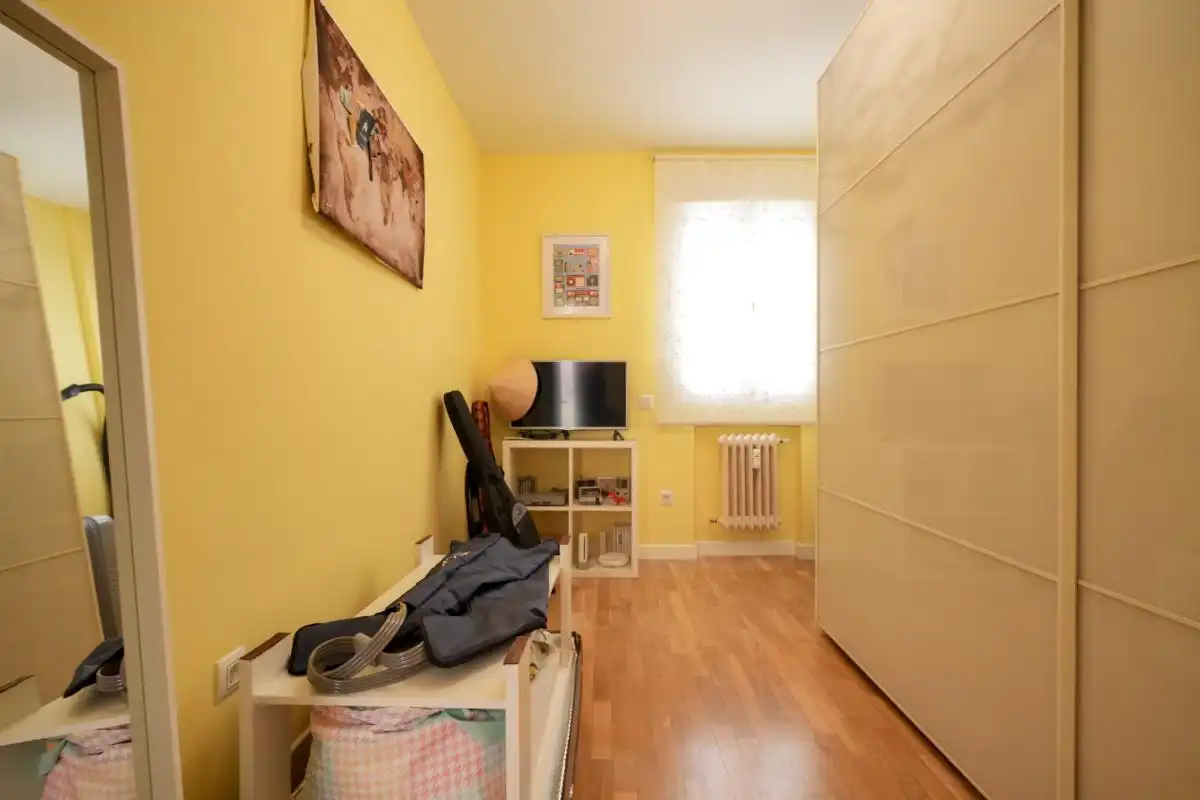 Habitación de Planta baja en venta en Alcalá de Henares con Aire acondicionado, Calefacción y Terraza