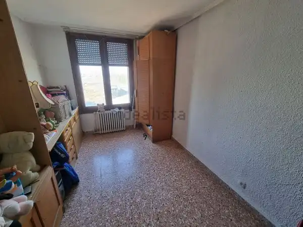 Dormitori de Casa o xalet en venda en Zaragoza amb Aire condicionat, Calefacció i Jardí privat