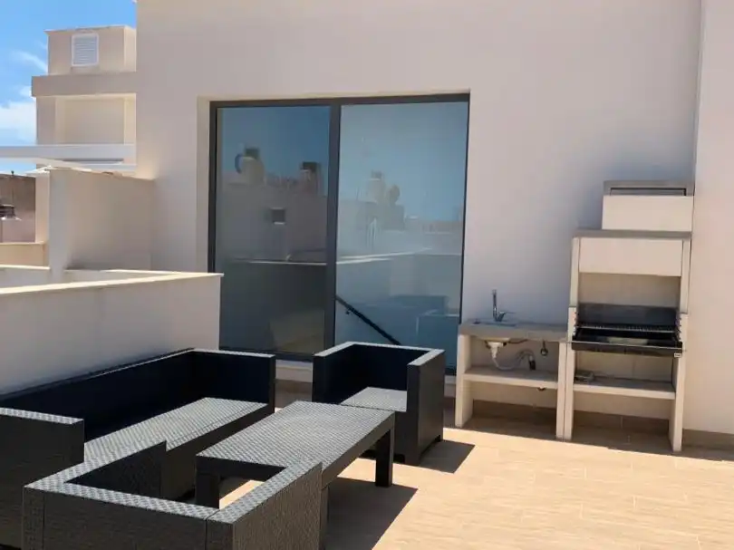 Terraza de Piso en venta en Torrevieja con Aire acondicionado, Terraza y Piscina