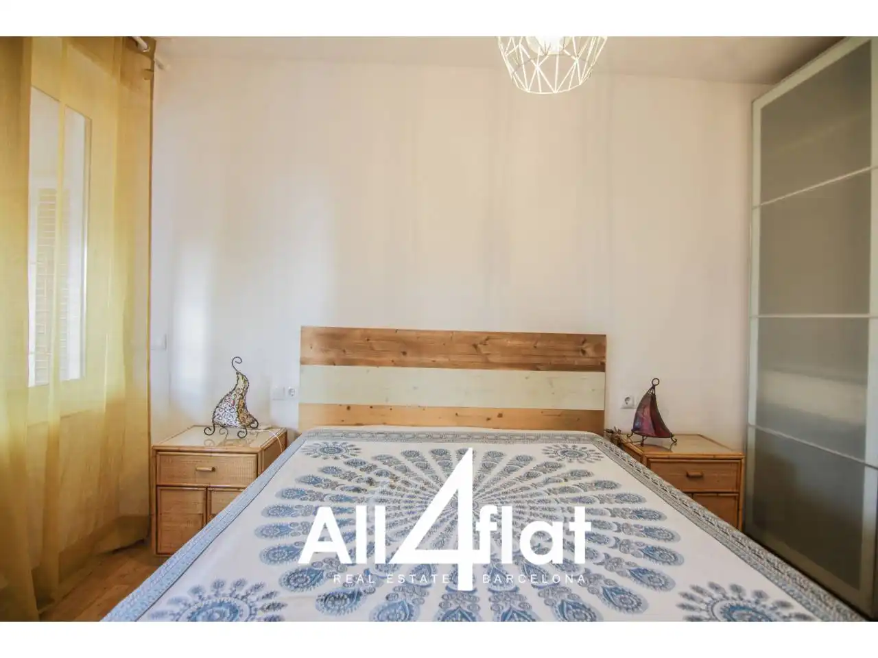 Schlafzimmer von Wohnung zur Miete in Barcelona mit Heizung, Parkett und Terrasse