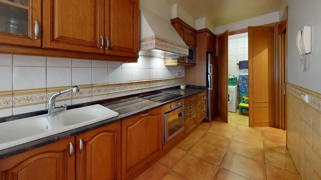 Cocina de Piso en venta en La Massana con Calefacción, Parquet y Trastero