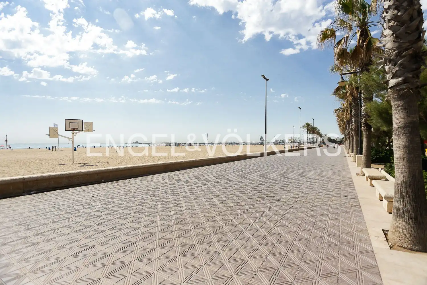 Exterior view of Flat for sale in Valencia  with Air Conditioner, Heating and Parquet flooring