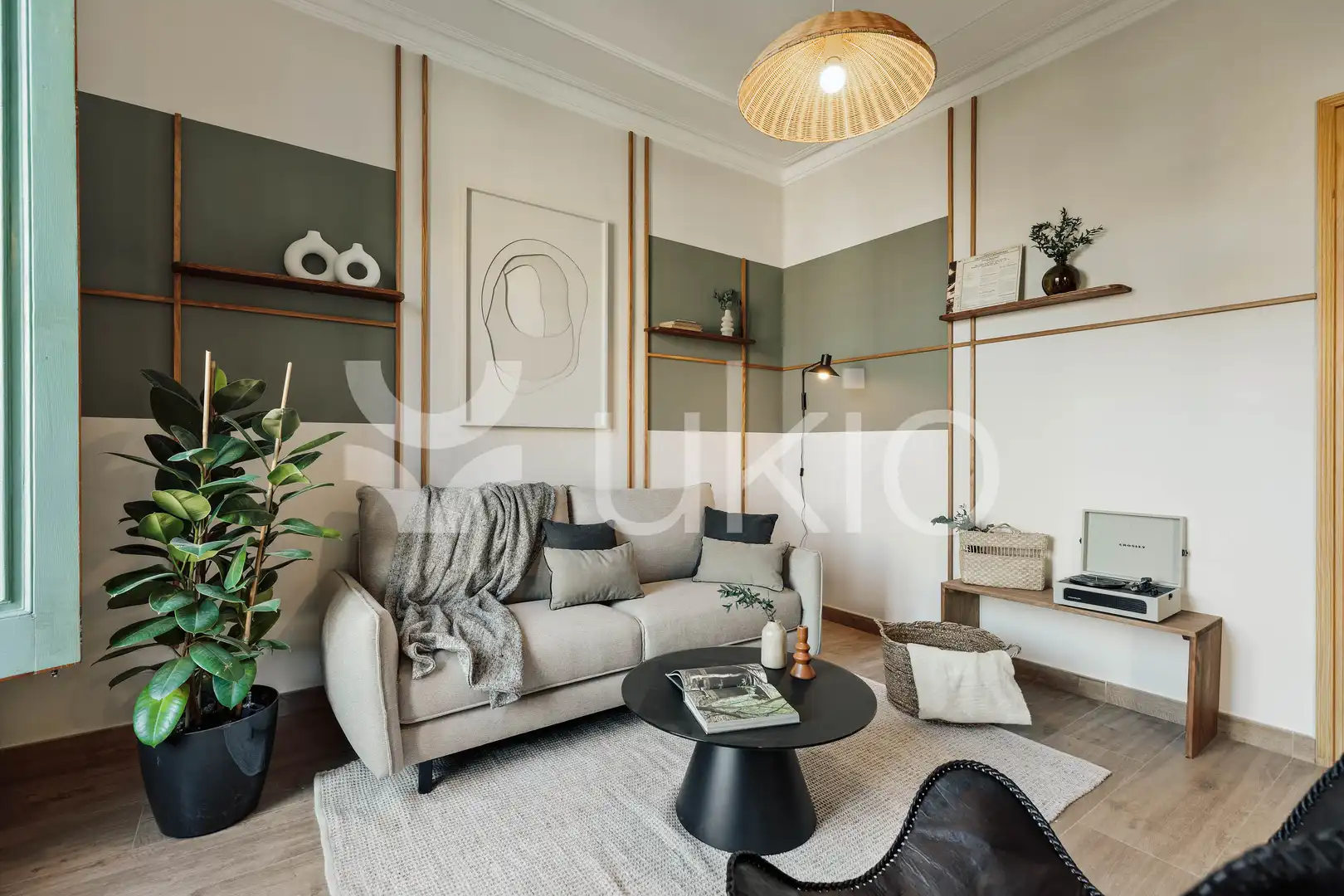 Apartamento con terraza en alquiler en Carrer de Pau Claris, imagen 3