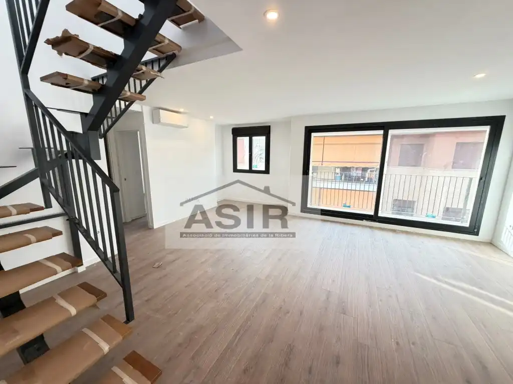 Sala de estar de Piso de alquiler en Polinyà de Xúquer con Piscina