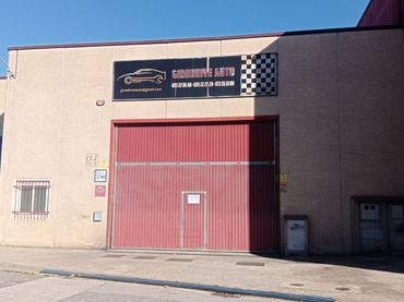 Nave industrial en alquiler en Trens Petits, 4 17005