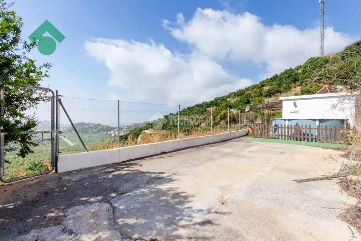 Finca rústica en venta en Almuñécar con Piscina