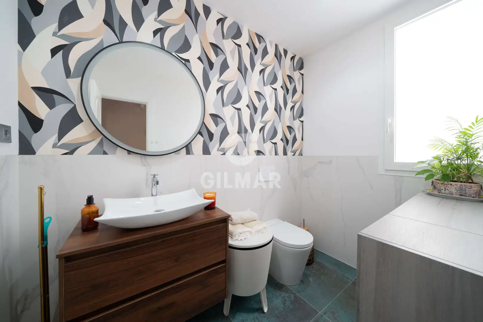 Baño de Piso en venta en Madrid con Calefacción y Balcón