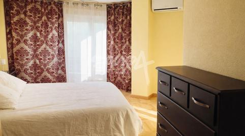 Foto 3 de Piso en venta en  Piqueñas, Buena Vista,  Madrid Capital