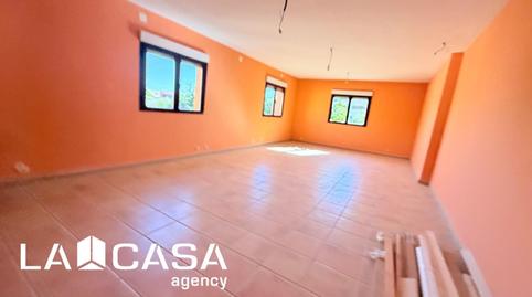 Foto 4 de Casa o xalet en venda a Calle Manuel de Falla, Camarena, Toledo