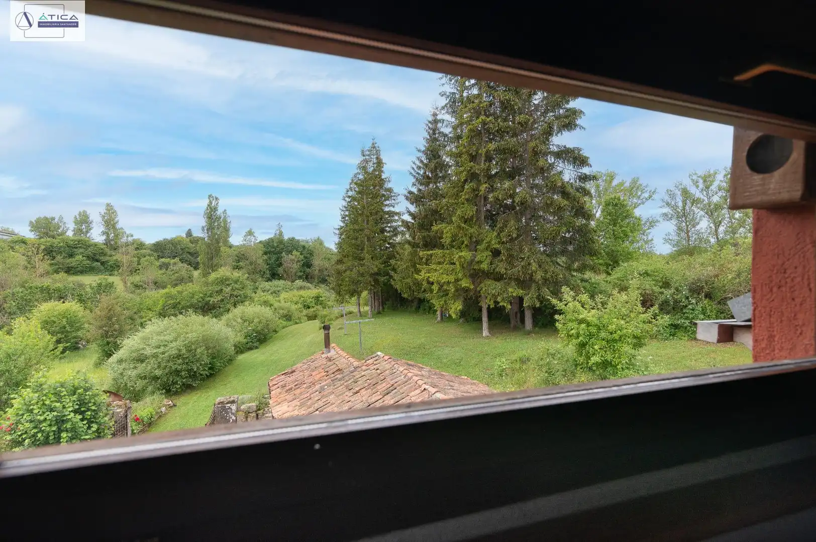 Jardí de Edifici en venda en Valle de Valdebezana