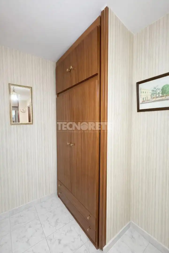 Piso en venta en Madrid con Aire acondicionado, Calefacción y Amueblado