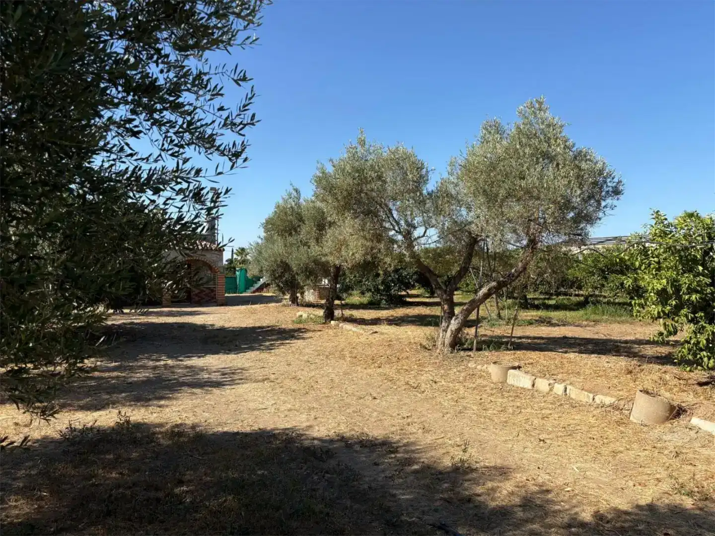 Finca rústica en venta en La Algaba con Piscina