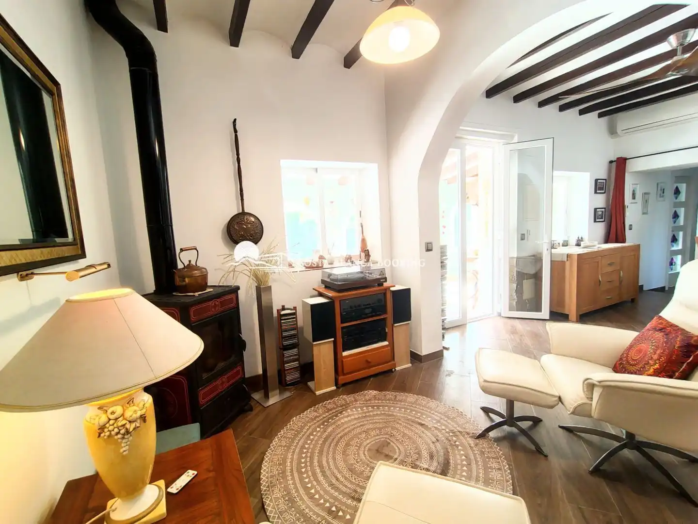 Sala d'estar de Casa o xalet en venda en L'Alfàs del Pi amb Aire condicionat, Calefacció i Jardí privat