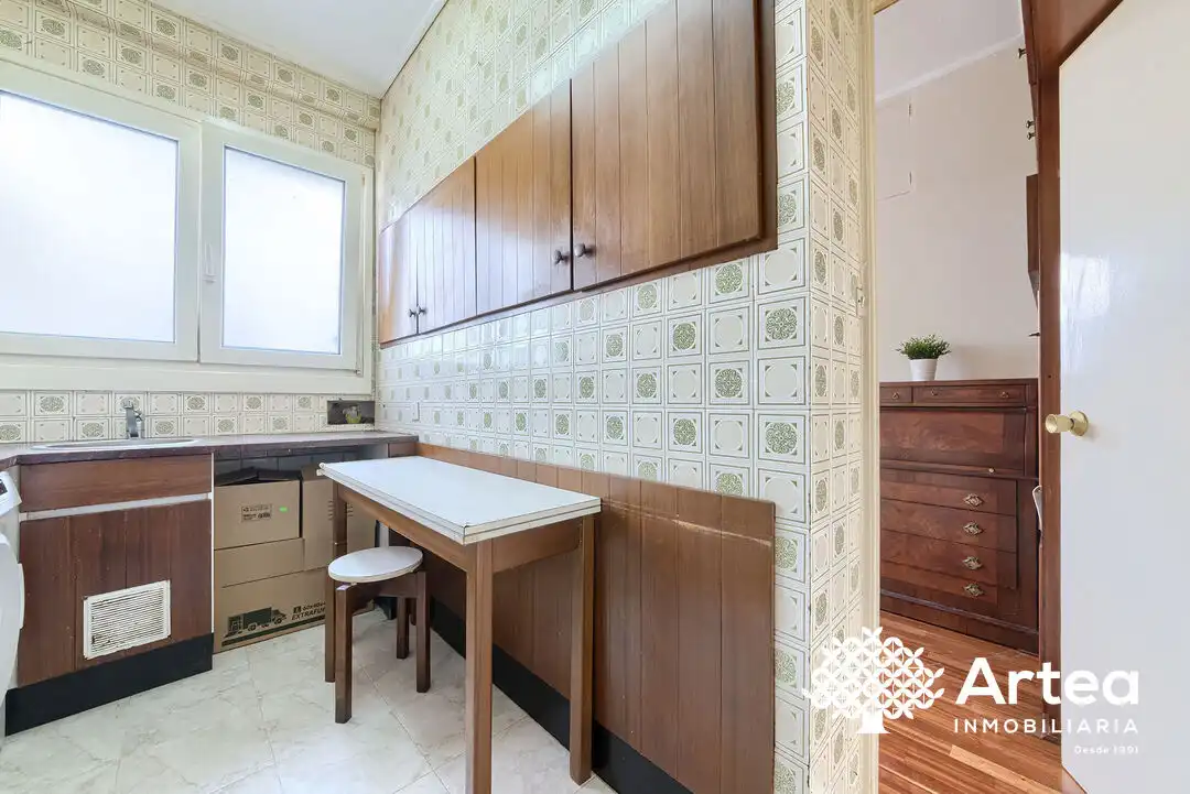 Kitchen of Flat for sale in Bilbao   with Heating
