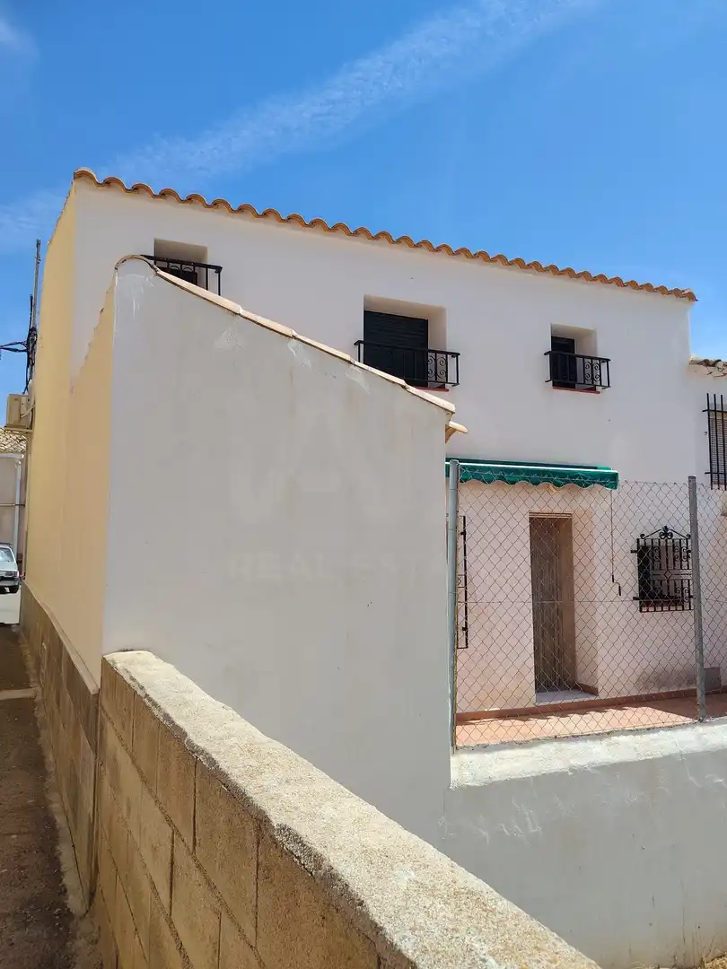 Exterior view of Flat for sale in Pedanías Norte