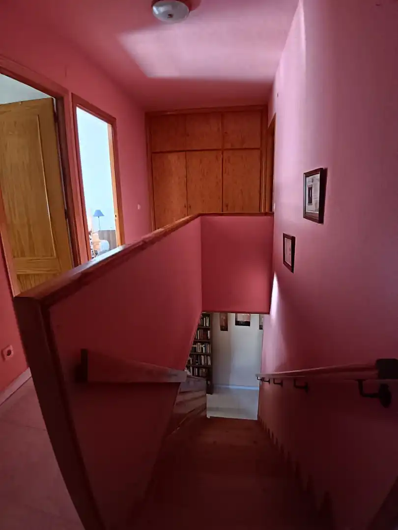 Casa o xalet en venda en Navaluenga amb Jardí privat, Terrassa i Moblat