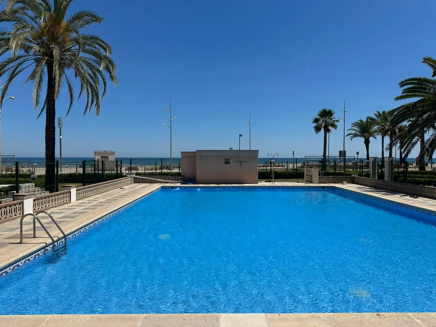 Piscina de Planta baja en venta en Vila-seca con Parquet, Balcón y Alarma