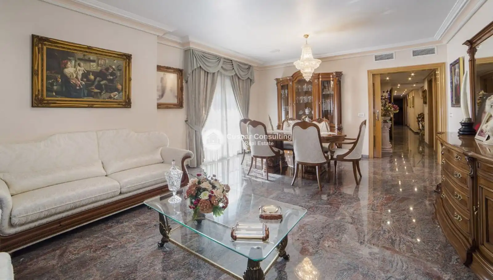 Sala d'estar de Local en venda en Los Alcázares amb Aire condicionat