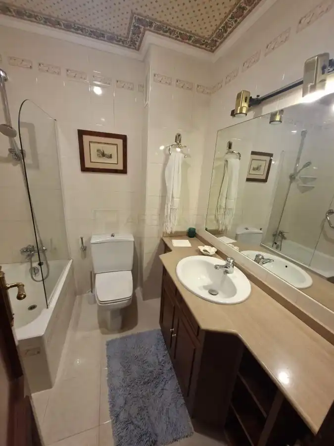 Baño de Piso en venta en Vitoria - Gasteiz con Calefacción, Parquet y Terraza