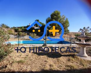 Swimming pool of House or chalet for sale in Palomeque  with Air Conditioner, Heating and Private garden